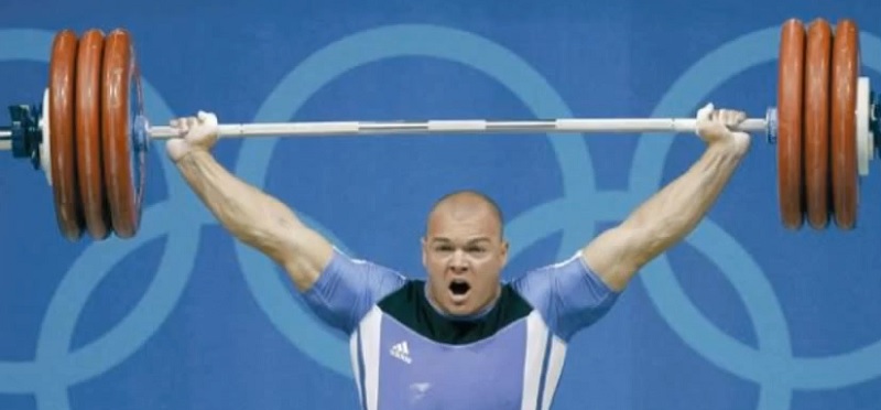 Олимпијски шампион у дизању тегова пронађен мртав